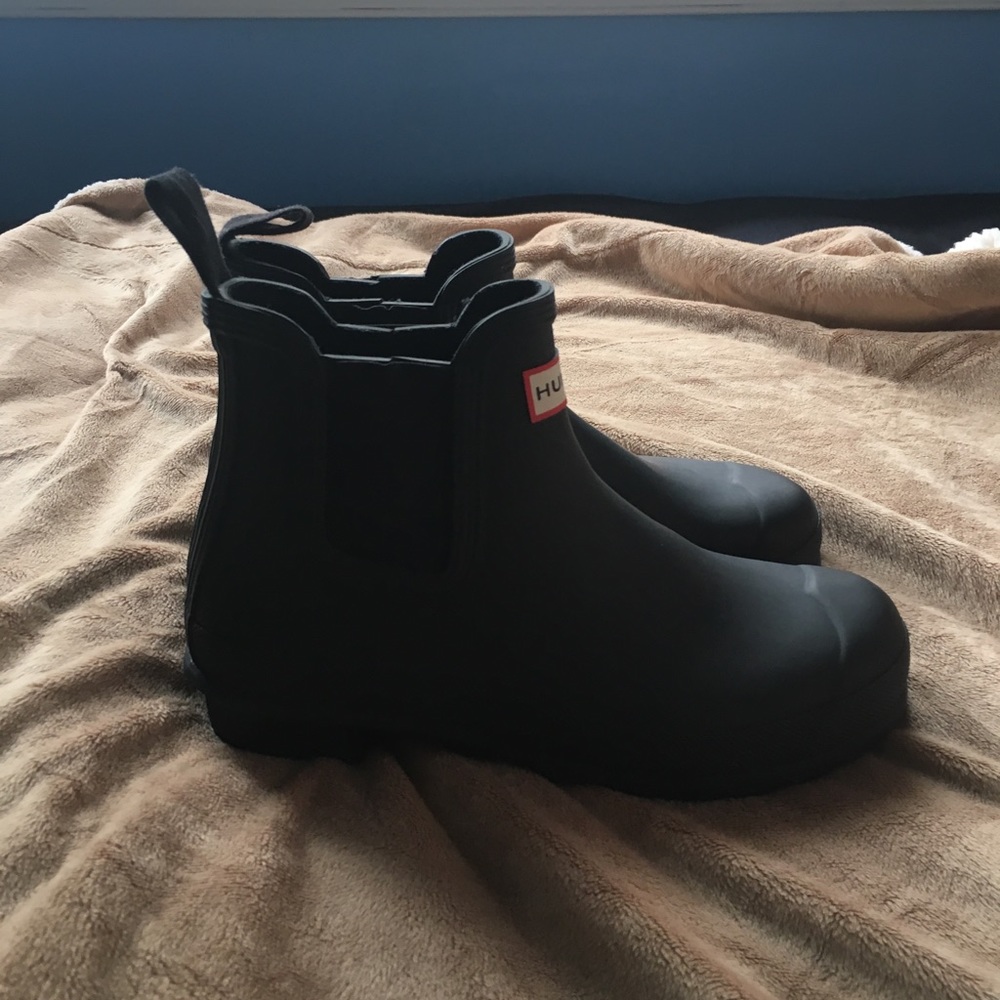 Black Chelsea hunter boots